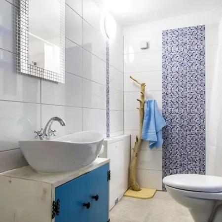 Cima - Threebedroom With Pool * Vrbnik (Primorje-Gorski Kotar)